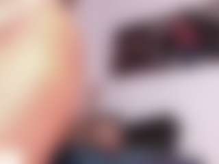 Ariana's Live Sex Cam Show