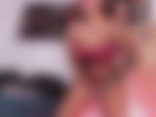 Live cam show with Ariana - Latina on Mixed Magazine Live | colombia