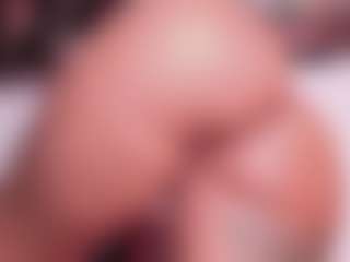Ariana's Live Sex Cam Show