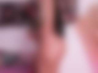 Live cam show with Ariana - Amateur Curvy on xxxlivecams.org
