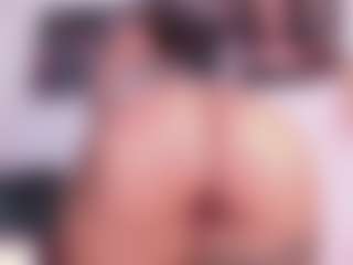 Ariana's Live Sex Cam Show