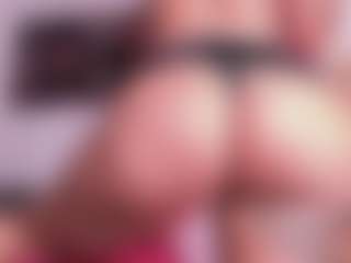 Ariana's Live Sex Cam Show