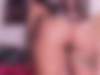 Live cam show with Ariana - Oil on Camsoda Late Night