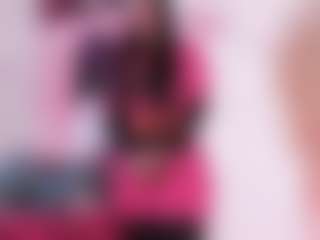 Live cam show with Ariana - Tease on Camsoda