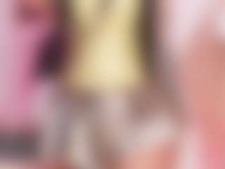 Live cam show with Ariana - Deepthroat on Camsoda