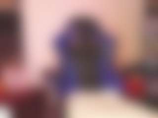 luxuryygf1 MILF webcam performer live streaming