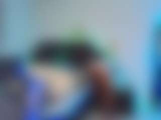 luxuryygf1 MILF webcam performer live streaming