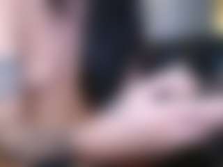 Live cam show with Juicy Lucie - Living Room on Nude Live Now