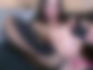 Juicy Lucie's Live Sex Cam Show