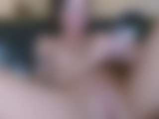 Juicy Lucie's Live Sex Cam Show