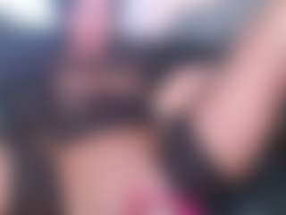 Juicy Lucie's Live Sex Cam Show