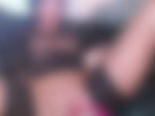 Juicy Lucie's Live Sex Cam Show