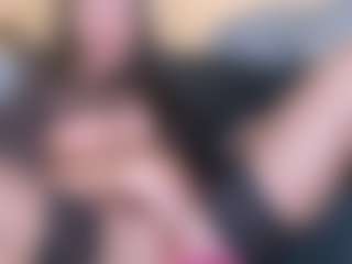 Juicy Lucie's Live Sex Cam Show