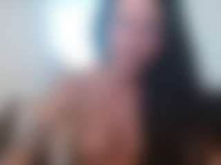 Live cam show with Juicy Lucie - Toys on Streamer API