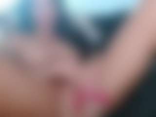 Juicy Lucie's Live Sex Cam Show