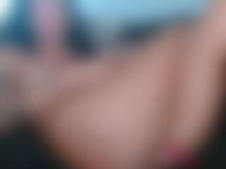 Juicy Lucie's Live Sex Cam Show