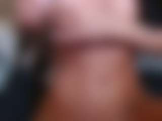 Juicy Lucie's Live Sex Cam Show