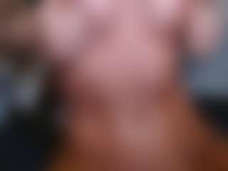 Juicy Lucie's Live Sex Cam Show