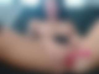 Juicy Lucie's Live Sex Cam Show