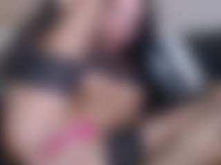 Juicy Lucie's Live Sex Cam Show