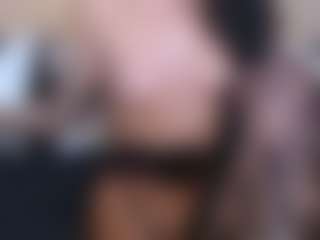 Juicy Lucie's Live Sex Cam Show