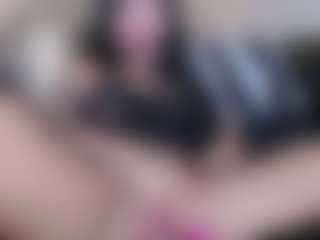 Juicy Lucie's Live Sex Cam Show