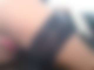 Juicy Lucie's Live Sex Cam Show