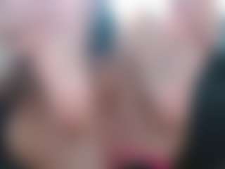 Juicy Lucie's Live Sex Cam Show