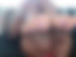 Juicy Lucie's Live Sex Cam Show