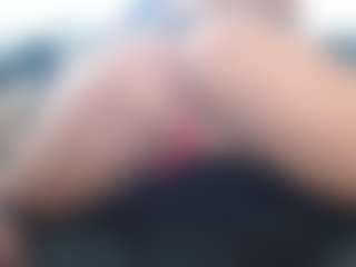 Juicy Lucie's Live Sex Cam Show