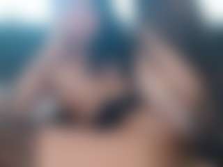 Juicy Lucie's Live Sex Cam Show