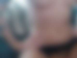 Juicy Lucie's Live Sex Cam Show