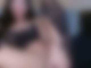 Juicy Lucie's Live Sex Cam Show