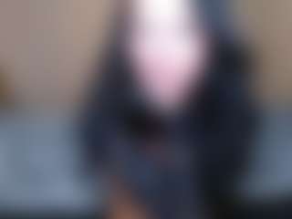 Live cam show with Juicy Lucie - Striptease on madthumbs