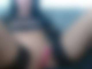 Juicy Lucie's Live Sex Cam Show