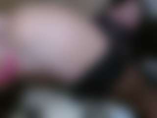 Juicy Lucie's Live Sex Cam Show
