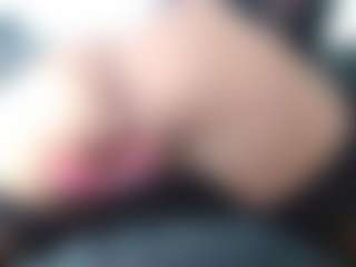 Juicy Lucie's Live Sex Cam Show