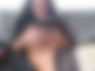 Live cam show with Juicy Lucie - HD on sexytreat.net