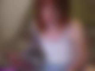 Live cam show with Autumn Nights - Irish on Camsoda