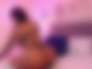 Lauren Saenz's Live Sex Cam Show