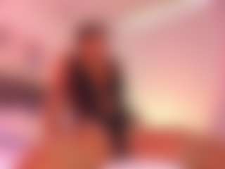 Lauren Saenz's Live Sex Cam Show