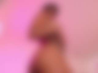 Lauren Saenz's Live Sex Cam Show
