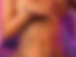 Lauren Saenz's Live Sex Cam Show