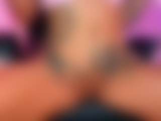 Lauren Saenz's Live Sex Cam Show
