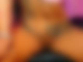 Lauren Saenz's Live Sex Cam Show