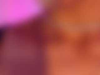 Lauren Saenz's Live Sex Cam Show