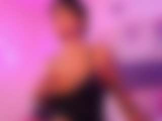 Lauren Saenz's Live Sex Cam Show