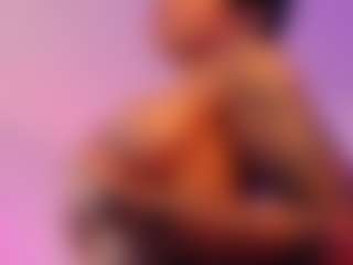Lauren Saenz's Live Sex Cam Show