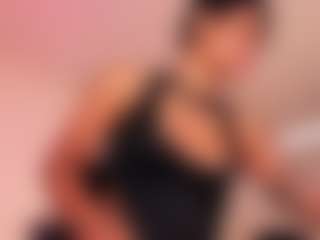 Lauren Saenz's Live Sex Cam Show
