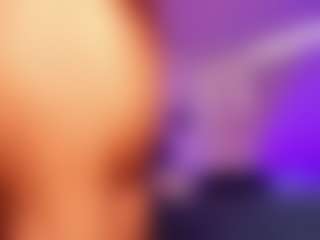 Lauren Saenz's Live Sex Cam Show